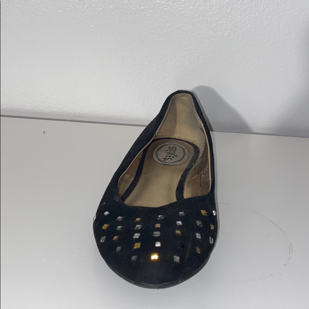 Flats - Picture 2 of 3